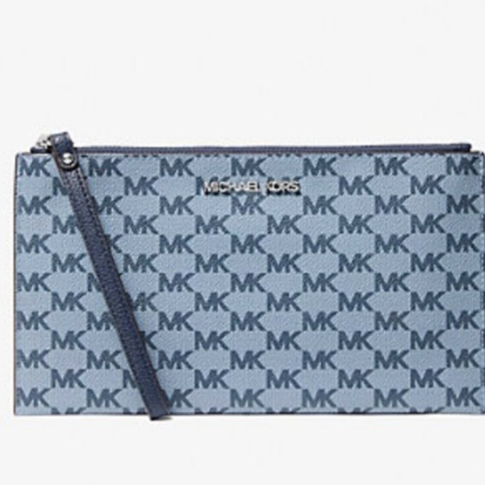 Michael kors jet set travel wristlet